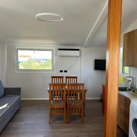 Appartement Luka, Tale *