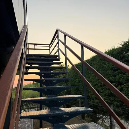 Luka, Tale Appartement Lezhë